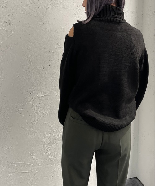 apres jour mignon(アプレジュールミニョン)の「肩開きタートルニット【ZOZOTOWN限定アイテム】(ニット/セーター・レディース・アイボリー/ブラック・X-LARGE/フリー)」の14枚目の写真