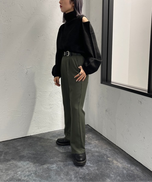 apres jour mignon(アプレジュールミニョン)の「肩開きタートルニット【ZOZOTOWN限定アイテム】(ニット/セーター・レディース・アイボリー/ブラック・X-LARGE/フリー)」の15枚目の写真