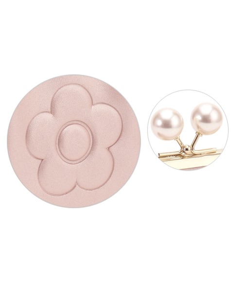 MARY QUANT(マリークワント)の「エンボスデイジーパール ガマ口マルチポーチ(ポーチ・レディース・ブラック/パールピンク・FREE)」の8枚目の写真