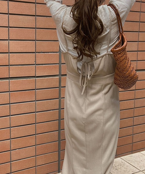 LAUIR(ラウアー)の「キャミソールワンピース(ワンピース・レディース・ブラック・X-LARGE)」の3枚目の写真