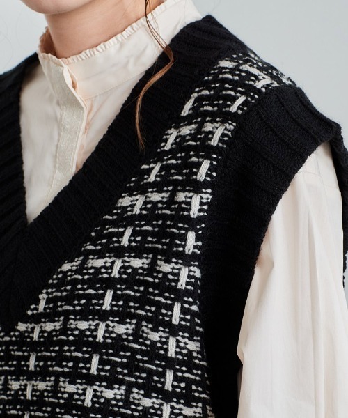 cepo（セポ）の「ツイードアミ ロングニットベスト（ベスト・レディース・ブラック/ピンク/イエロー・M）」の8枚目の写真