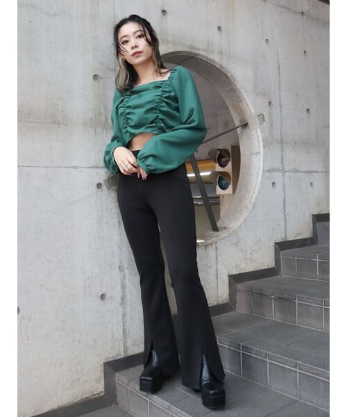 EVRIS（エヴリス）の「シャーリングショートトップス（シャツ/ブラウス・レディース・グリーン/その他1/ブラック・FREE）」の12枚目の写真