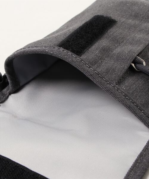 Dickies(ディッキーズ)の「【DICKIES/ディッキーズ】874チノと同じTCツイル素材を使用したネックポーチ ショルダーバッグ(ショルダーバッグ・メンズ・ブラック/チャコールグレー/ベージュ・FREE)」の7枚目の写真