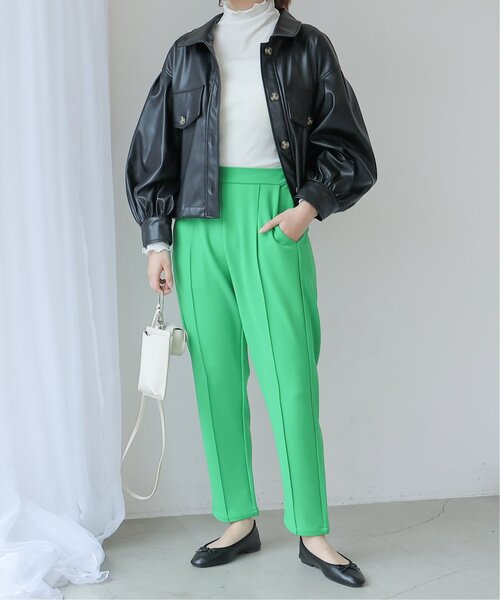 frames RAY CASSIN(フレームスレイカズン)の「S/M展開 Everydayパンツ(スラックス・レディース・イエロー/ブラック/グレイッシュベージュ/グリーン/サックスブルー/ピンク/イエロー×グリーン・SMALL/MEDIUM)」の17枚目の写真