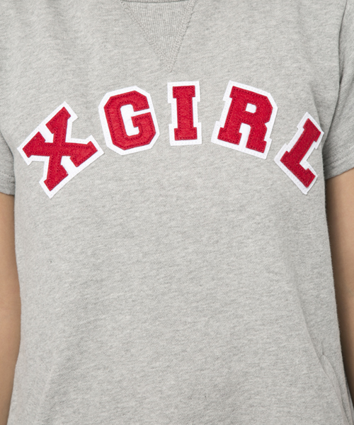 X-girl（エックスガール）の「【NYLON5月号掲載】ARCH LOGO SWEAT TUNIC（パーカー・レディース・アッシュ/ピンク/ブルー/ネイビー・1/2）」の7枚目の写真