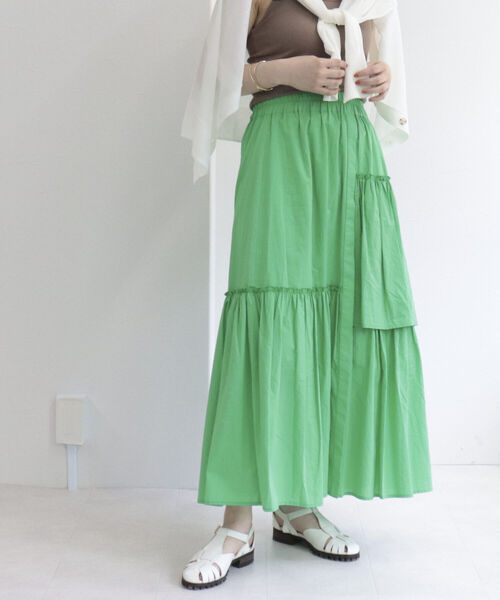 fredy emue（フレディエミュ）の「アシメギャザースカート（セットアップ可能）（スカート・レディース・ブラック/オフホワイト/グリーン・38）」の3枚目の写真