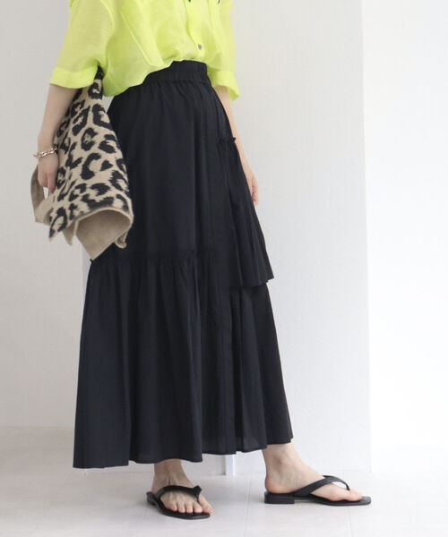 fredy emue（フレディエミュ）の「アシメギャザースカート（セットアップ可能）（スカート・レディース・ブラック/オフホワイト/グリーン・38）」の2枚目の写真