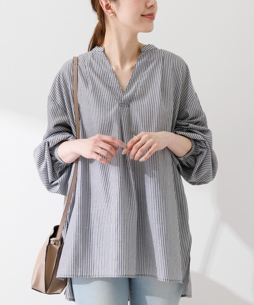 URBAN RESEARCH Sonny Label(アーバンリサーチサニーレーベル)の「『UR TECH Smart Linen Touch』リネン混タックスリーブブラウス(シャツ/ブラウス・レディース・イエロー/ベージュ系その他/ストライプ・FREE)」の3枚目の写真