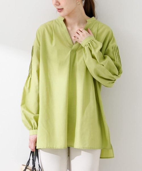 URBAN RESEARCH Sonny Label(アーバンリサーチサニーレーベル)の「『UR TECH Smart Linen Touch』リネン混タックスリーブブラウス(シャツ/ブラウス・レディース・イエロー/ベージュ系その他/ストライプ・FREE)」の1枚目の写真