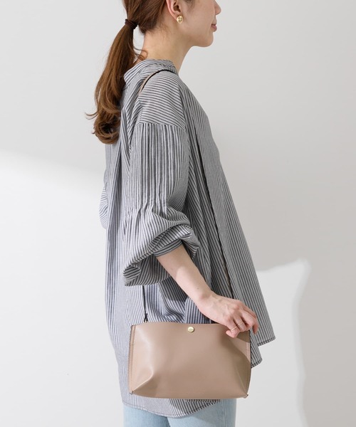URBAN RESEARCH Sonny Label(アーバンリサーチサニーレーベル)の「『UR TECH Smart Linen Touch』リネン混タックスリーブブラウス(シャツ/ブラウス・レディース・イエロー/ベージュ系その他/ストライプ・FREE)」の11枚目の写真