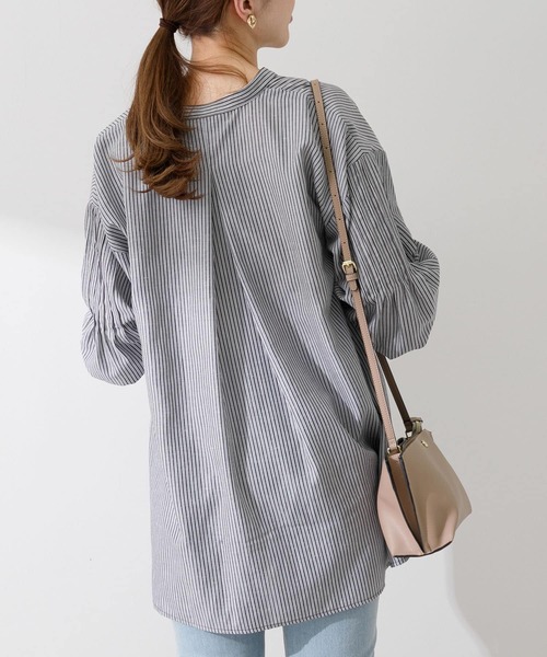 URBAN RESEARCH Sonny Label(アーバンリサーチサニーレーベル)の「『UR TECH Smart Linen Touch』リネン混タックスリーブブラウス(シャツ/ブラウス・レディース・イエロー/ベージュ系その他/ストライプ・FREE)」の14枚目の写真