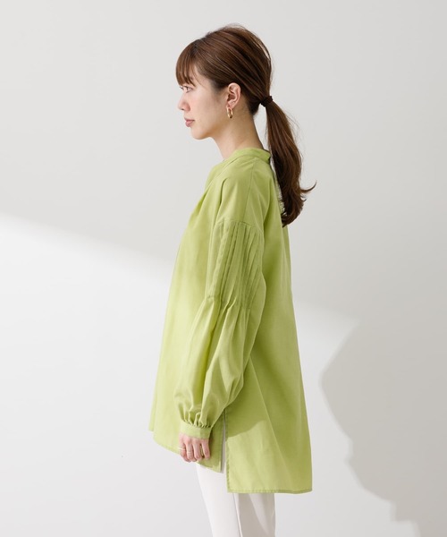 URBAN RESEARCH Sonny Label(アーバンリサーチサニーレーベル)の「『UR TECH Smart Linen Touch』リネン混タックスリーブブラウス(シャツ/ブラウス・レディース・イエロー/ベージュ系その他/ストライプ・FREE)」の22枚目の写真