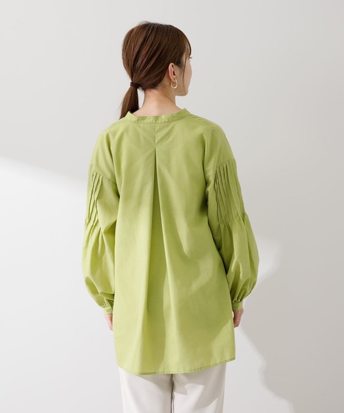 URBAN RESEARCH Sonny Label(アーバンリサーチサニーレーベル)の「『UR TECH Smart Linen Touch』リネン混タックスリーブブラウス(シャツ/ブラウス・レディース・イエロー/ベージュ系その他/ストライプ・FREE)」の18枚目の写真