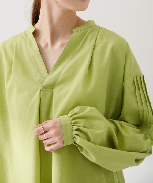 URBAN RESEARCH Sonny Label(アーバンリサーチサニーレーベル)の「『UR TECH Smart Linen Touch』リネン混タックスリーブブラウス(シャツ/ブラウス・レディース・イエロー/ベージュ系その他/ストライプ・FREE)」の9枚目の写真