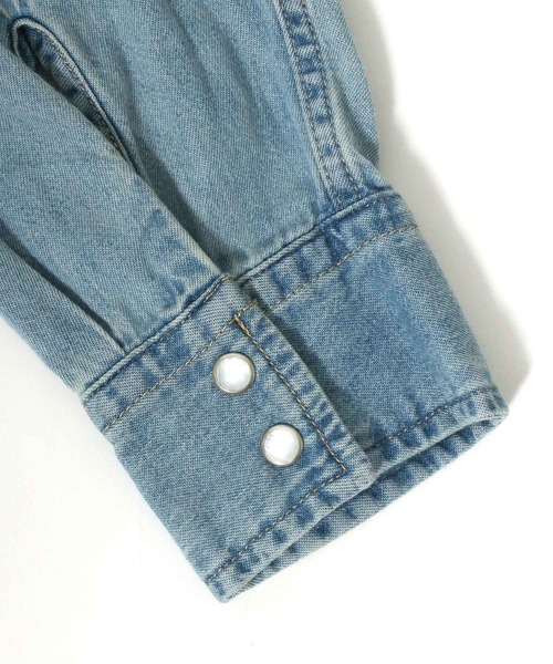 Levi's(リーバイス)の「Levi's /リーバイス クラッシックウエスタンデニムシャツ(シャツ/ブラウス・メンズ・ネイビー/サックスブルー/ブルー/ブルー系その他・S/M/L)」の13枚目の写真
