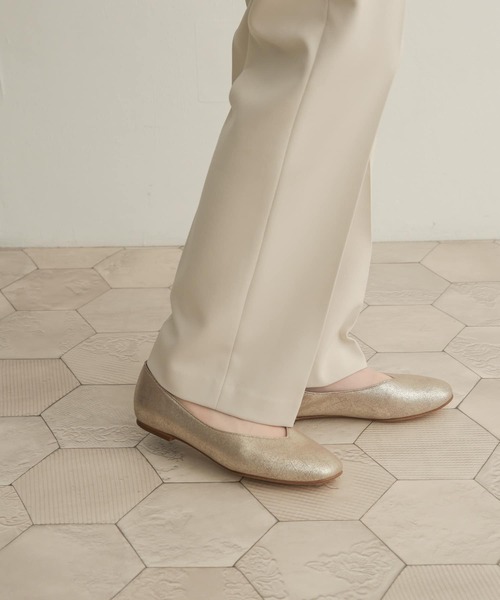 URBAN RESEARCH DOORS（アーバンリサーチドアーズ）の「メタリックパンプス（パンプス・レディース・シルバー/ゴールド・38/36/37）」の6枚目の写真