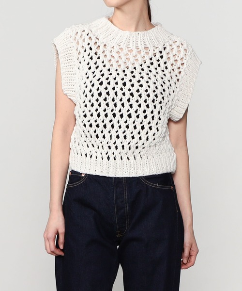 MIRSTORES（ミアストアズ）の「MIRSTORES | ノースリーブメッシュトップス WOMEN（ベスト・レディース・ブラック/アイボリー・SMALL）」の8枚目の写真