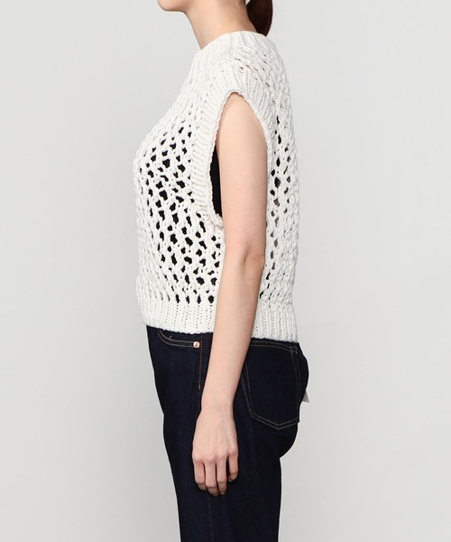 MIRSTORES（ミアストアズ）の「MIRSTORES | ノースリーブメッシュトップス WOMEN（ベスト・レディース・ブラック/アイボリー・SMALL）」の9枚目の写真