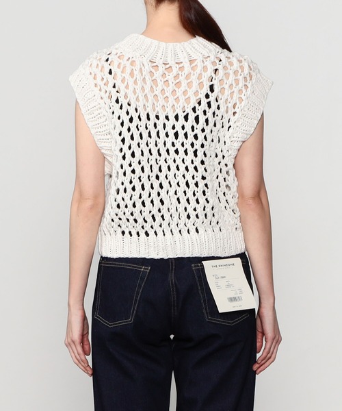 MIRSTORES（ミアストアズ）の「MIRSTORES | ノースリーブメッシュトップス WOMEN（ベスト・レディース・ブラック/アイボリー・SMALL）」の10枚目の写真