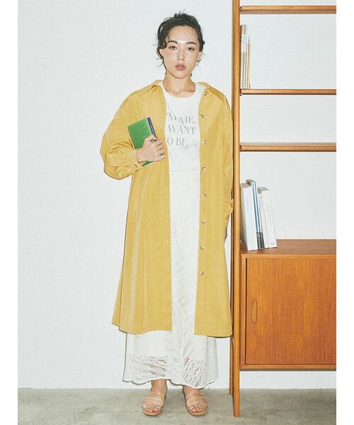 earth music&ecology（アースミュージックアンドエコロジー）の「ロングシャツワンピース（ワンピース・レディース・イエロー/ライトベージュ/ライトカーキ・FREE）」の11枚目の写真