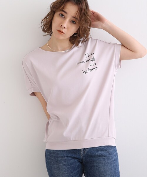 INDIVI（インディヴィ）の「◆【接触冷感/コットン100%】スムース ドルマンロゴTシャツ（Tシャツ/カットソー・レディース・ホワイト/ブラック/ベビーピンク/パープル系4・38/34/05/13/15 ）」の4枚目の写真
