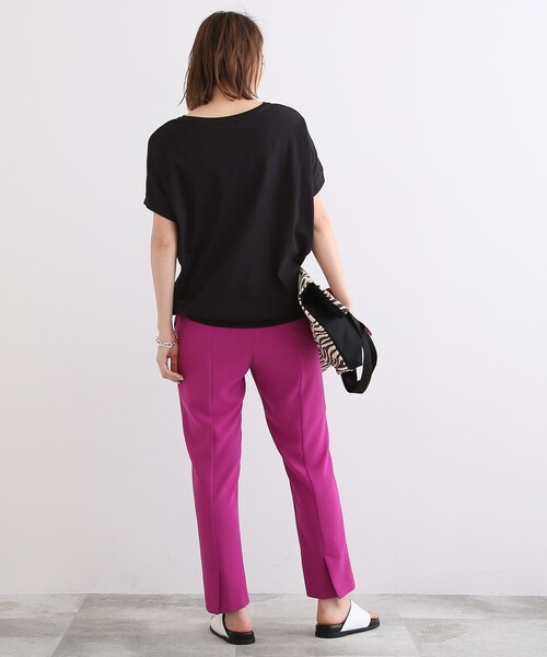 INDIVI（インディヴィ）の「◆【接触冷感/コットン100%】スムース ドルマンロゴTシャツ（Tシャツ/カットソー・レディース・ホワイト/ブラック/ベビーピンク/パープル系4・38/34/05/13/15 ）」の14枚目の写真