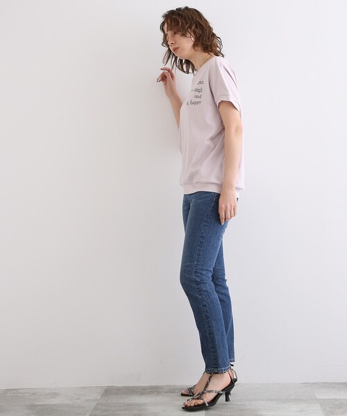 INDIVI（インディヴィ）の「◆【接触冷感/コットン100%】スムース ドルマンロゴTシャツ（Tシャツ/カットソー・レディース・ホワイト/ブラック/ベビーピンク/パープル系4・38/34/05/13/15 ）」の11枚目の写真