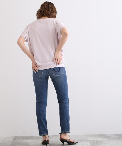 INDIVI（インディヴィ）の「◆【接触冷感/コットン100%】スムース ドルマンロゴTシャツ（Tシャツ/カットソー・レディース・ホワイト/ブラック/ベビーピンク/パープル系4・38/34/05/13/15 ）」の10枚目の写真