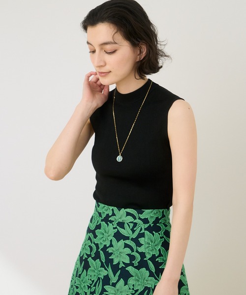 ANAYI(アナイ)の「アセテートポリエステルノースリ プルオーバー <手洗い可>(ニット/セーター・レディース・ブラック/ダークグリーン/ミント・38/36)」の19枚目の写真