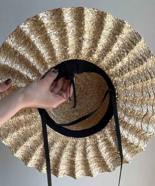 CAPRICIEUX LE'MAGE(カプリシューレマージュ)の「なみなみハット(ハット・レディース・ベージュ/ブラック・FREE)」の11枚目の写真