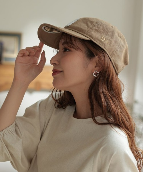 at.(アット)の「【at.】フラワーピアス・イヤリング(ピアス(両耳用)・レディース・ゴールド/ゴールド系その他・FREE)」の5枚目の写真