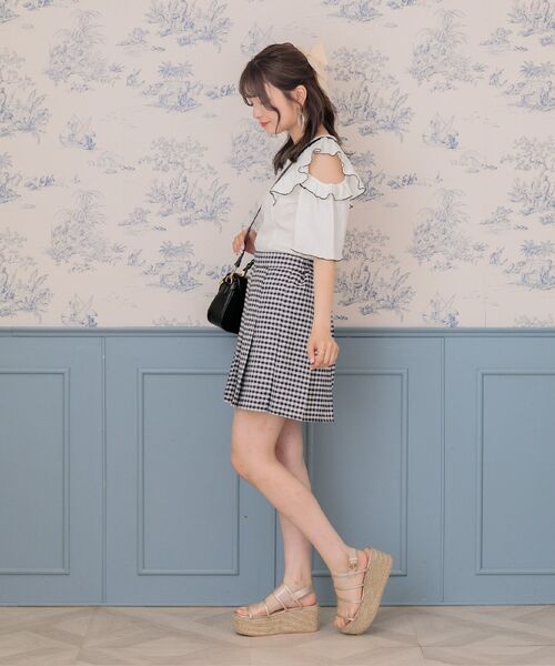 ems excite（エムズエキサイト）の「肩あきフリルテレコCT（Tシャツ/カットソー・レディース・ブラック/パープル/オフホワイト・FREE）」の5枚目の写真