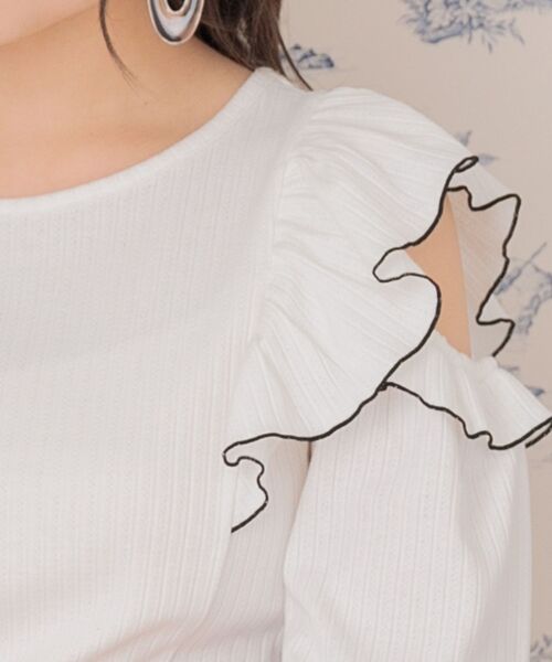 ems excite（エムズエキサイト）の「肩あきフリルテレコCT（Tシャツ/カットソー・レディース・ブラック/パープル/オフホワイト・FREE）」の11枚目の写真