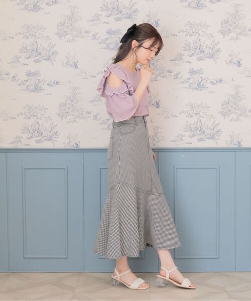 ems excite（エムズエキサイト）の「肩あきフリルテレコCT（Tシャツ/カットソー・レディース・ブラック/パープル/オフホワイト・FREE）」の21枚目の写真