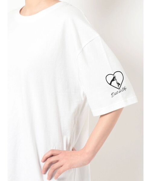 GYDA（ジェイダ）の「BABY A GO GO UNISEX Tシャツ（Tシャツ/カットソー・レディース・ブラック/オフホワイト・FREE）」の7枚目の写真