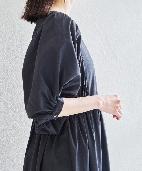 acro（アクロ）の「カットアウトボリュームスリーブワンピース/AC1415（ワンピース・レディース・ブラック/グリーン/ホワイト・ﾌﾘ-）」の15枚目の写真