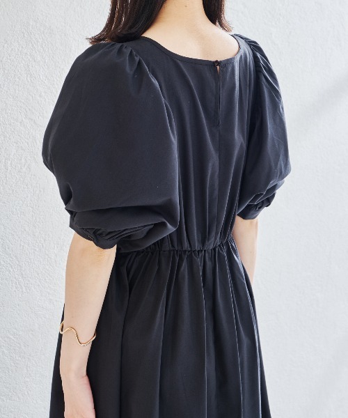 acro（アクロ）の「カットアウトボリュームスリーブワンピース/AC1415（ワンピース・レディース・ブラック/グリーン/ホワイト・ﾌﾘ-）」の9枚目の写真