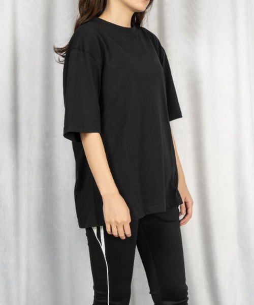 adidas(アディダス)の「adidas combat sports / ワンポイントロゴ入りビッグTシャツ(Tシャツ/カットソー・レディース・アイボリー/ダークグリーン/ホワイト/ブラック・MEDIUM/LARGE)」の9枚目の写真