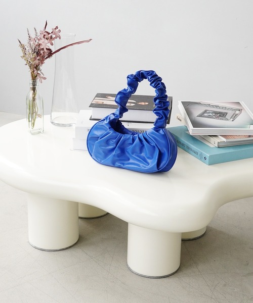 IAMUSE(アイアミューズ)の「ハンドルギャザーバッグ S0735【IAMUSE】(ハンドバッグ・レディース・ブラック/ブルー/アイボリー/ベージュ/グリーン・FREE)」の15枚目の写真