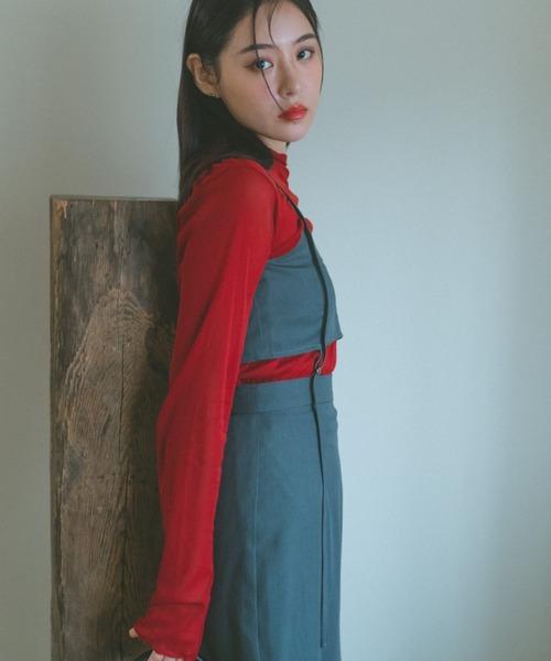 VANNIE U(ヴァニーユー)の「ソフトメロウシアートップス/前後2WAY(Tシャツ/カットソー・レディース・ブラック/ベージュ/レッド/アイボリー・FREE)」の10枚目の写真