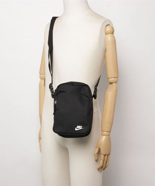 ナイキ ヘリテージ クロスボディバッグ 4L DB0456-010 ナイキ ヘリテージ クロスボディバッグ (4L) / Nike Heritage