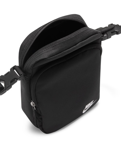 NIKE(ナイキ)の「NIKE/ナイキ ショルダーバッグ ボディバッグ ヘリテージ クロスボディ 4L DB0456-010(ショルダーバッグ・メンズ・ブラック×ブラック・FREE)」の10枚目の写真