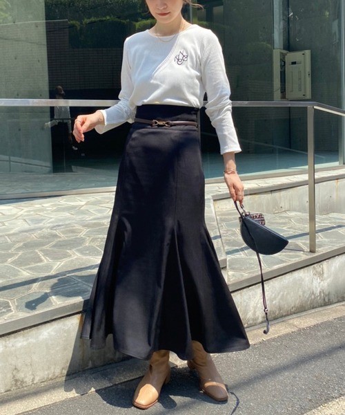 one after another NICE CLAUP(ワンアフターアナザーナイスクラップ)の「ベルト付きマーメイドスカート(スカート・レディース・ブラック/ブラウン/モカ/ラベンダー/ブラック系その他・SMALL/MEDIUM)」の17枚目の写真