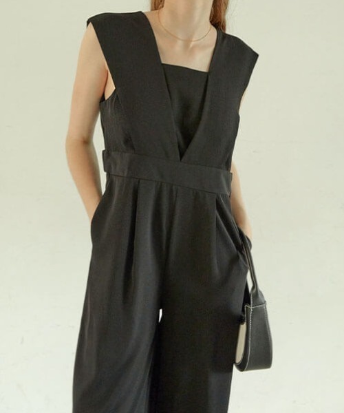 ACYM(アシーム)の「V open ジャンプスーツ(つなぎ/オールインワン・レディース・ブラック/ミント・FREE)」の15枚目の写真