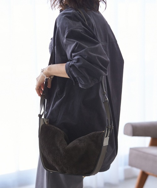 BAYFLOW（ベイフロー）の「3WAYファーショルダー（ショルダーバッグ・レディース・ブラック/ベージュ/カーキ・FREE）」の13枚目の写真