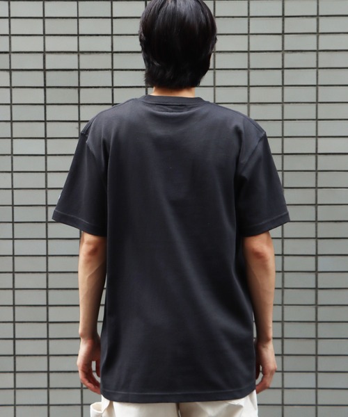 FDMTL(ファンダメンタル)の「FDMTL/ファンダメンタル LOGO TEE Tシャツ(Tシャツ/カットソー・メンズ・ホワイト/ブラック・2/4/3)」の4枚目の写真