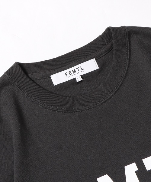 FDMTL(ファンダメンタル)の「FDMTL/ファンダメンタル LOGO TEE Tシャツ(Tシャツ/カットソー・メンズ・ホワイト/ブラック・2/4/3)」の5枚目の写真