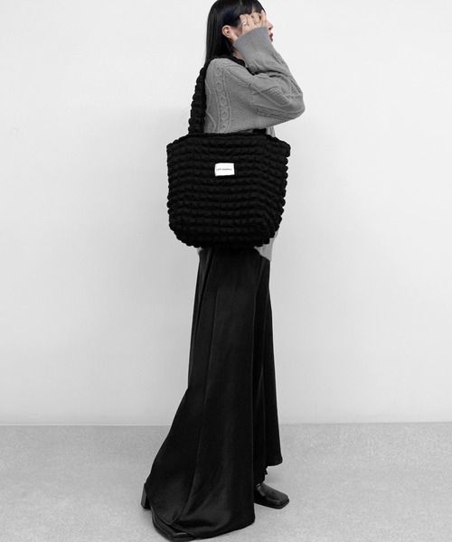 LVEU.(ラブユ.)の「【LVEU.】ポップコーントートバッグ / バッグ BAG 鞄 トート ポップコーン ポコポコ カジュアル ブラック アイボリー ZOZOTOWN限定(トートバッグ・レディース・ブラック/アイボリー・FREE)」の9枚目の写真