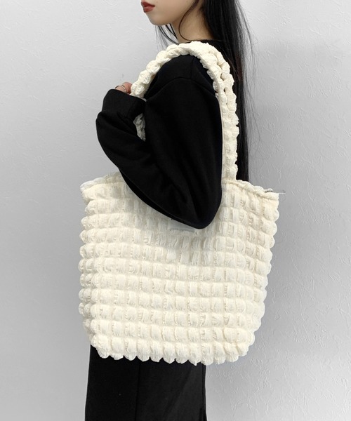 LVEU.(ラブユ.)の「【LVEU.】ポップコーントートバッグ / バッグ BAG 鞄 トート ポップコーン ポコポコ カジュアル ブラック アイボリー ZOZOTOWN限定(トートバッグ・レディース・ブラック/アイボリー・FREE)」の16枚目の写真