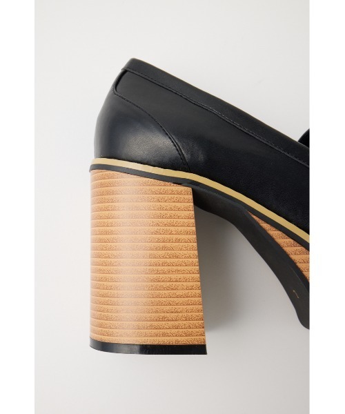 MOUSSY（マウジー）の「PLATFORM SQUARE ローファー（ローファー・レディース・ブラウン/ブラック・SMALL/MEDIUM/LARGE）」の10枚目の写真